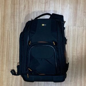 Case logic camera bag.